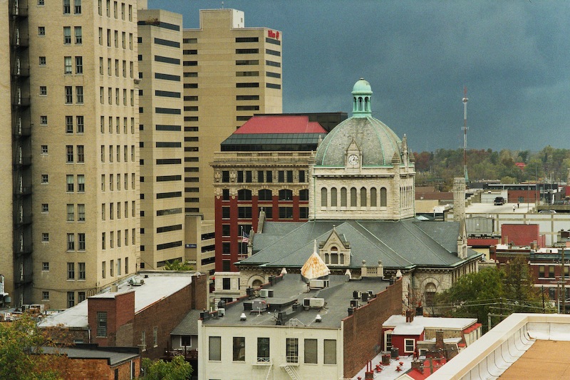 Storm approaches Lexington